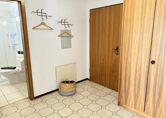 Residenza Flora 17 By Fewotessin